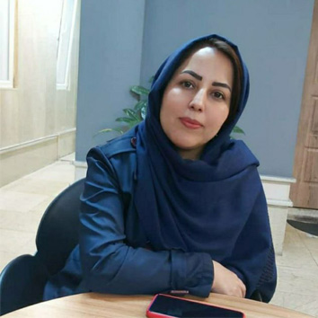 زهرا احسان منش